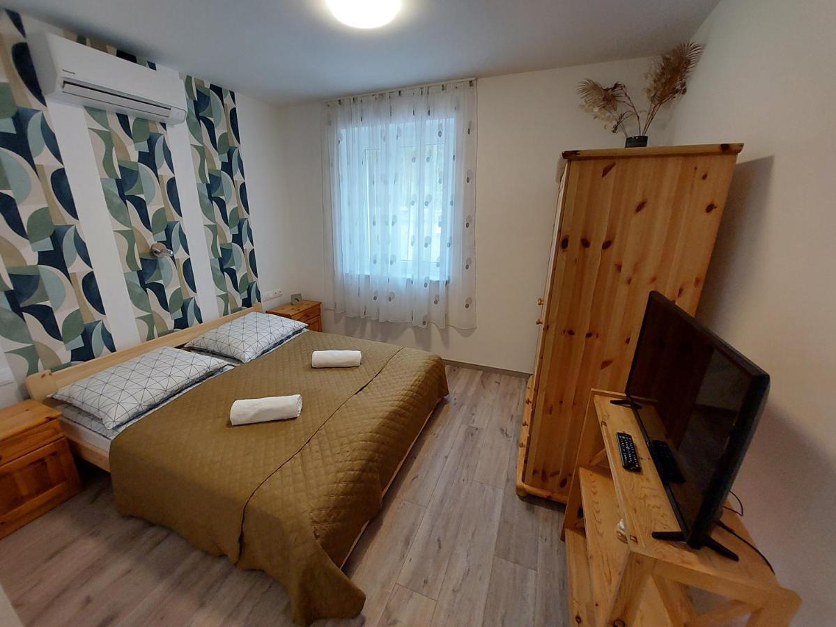 Balatonalmádi Kempi Kuckoja מראה חיצוני תמונה